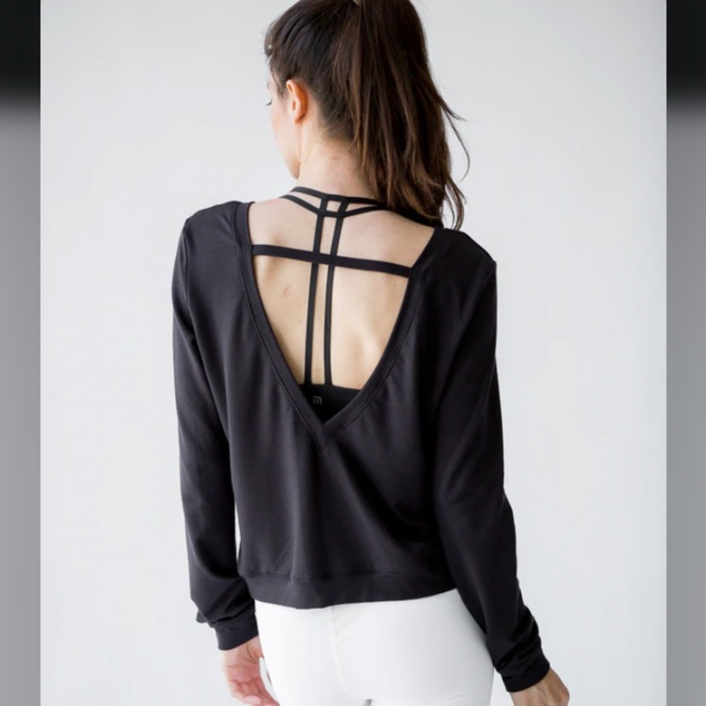 Montiel Jules Pullover Open Back Sweater